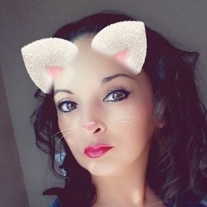 Meet your Posher, Alicia